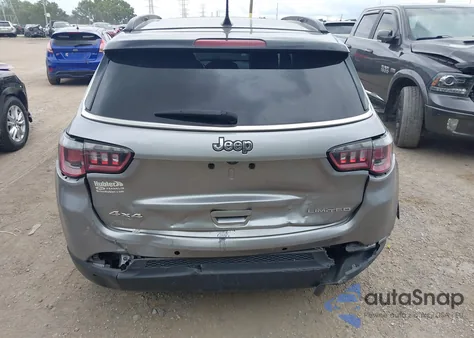 2018 Jeep Compass Limited 4X4 z USA, uszkodzony, nr VIN 3C4NJDCB9JT135960